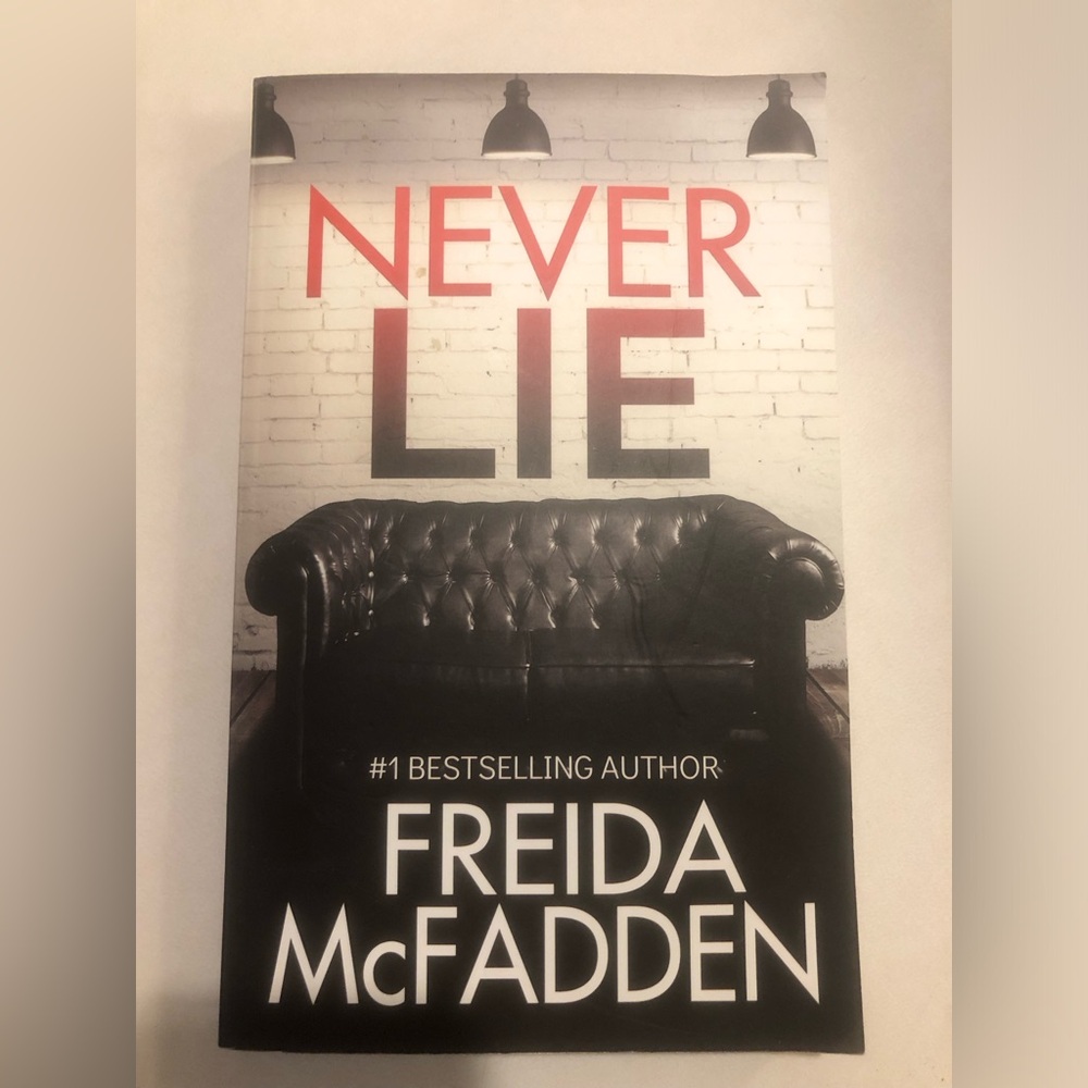Never Lie Freida McFadden